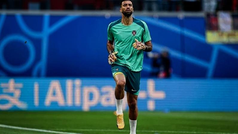 Rui Patrício ao serviço da Seleção