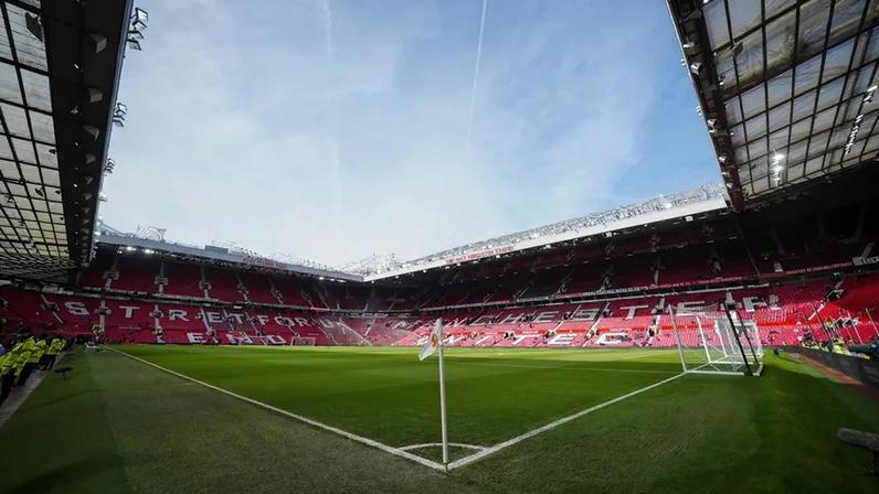 Manchester United encerra arrendamento do escritório de Londres 8 anos antes