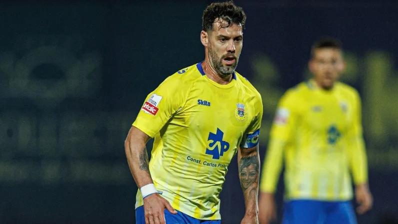 David Simão atinge 450 jogos por clubes e firma-se no Arouca