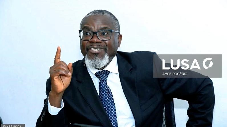 Raul Tati lamenta exclusão do “diferendo” de Cabinda das celebrações em Angola