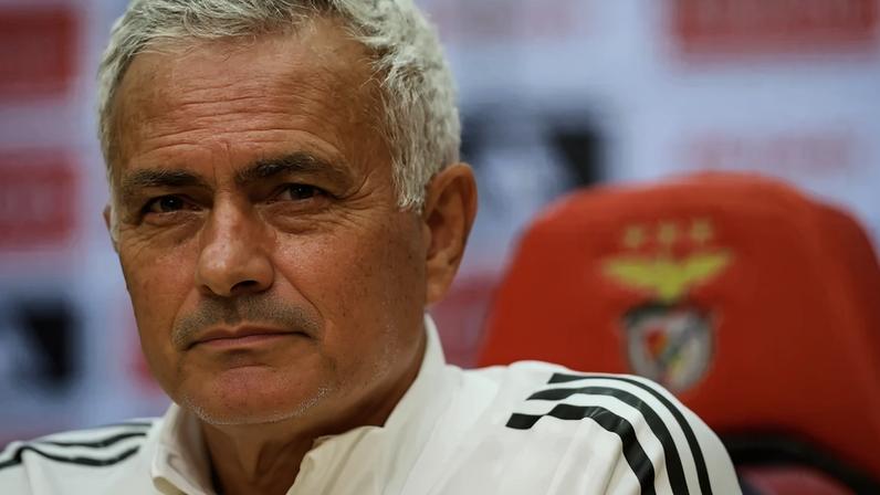 José Mourinho fez, à BTV, a antevisão ao jogo com o Moreirense