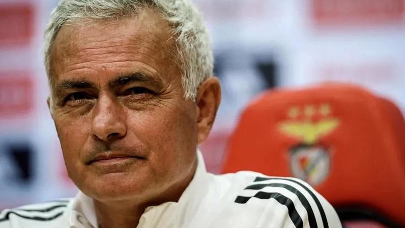 José Mourinho fez, à BTV, a antevisão ao jogo com o Moreirense