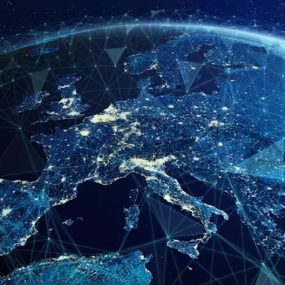 Europa mira simplificar regras digitais e poupar mais de 5 mil milhões de euros