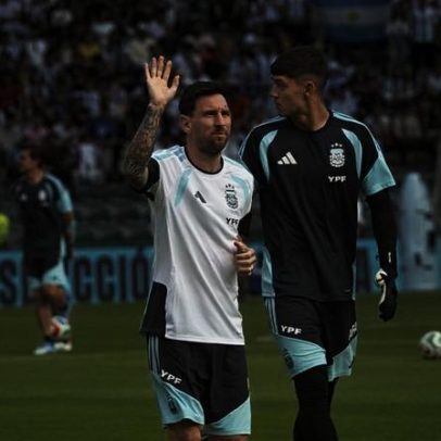 25 mil assiste ao treino de Messi e da Argentina