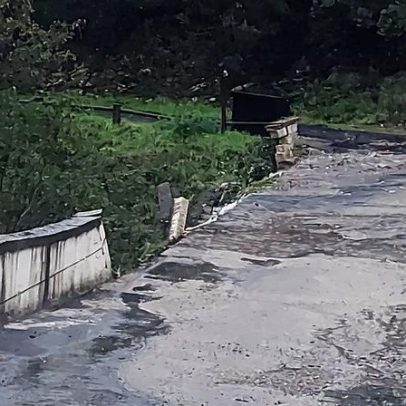 Derrocada parcial da Ponte da Alombada levanta dúvidas sobre a segurança da travessia
