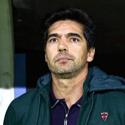 Abel Ferreira comenta o caso Bruno Henrique: o futebol como embaixador do exemplo