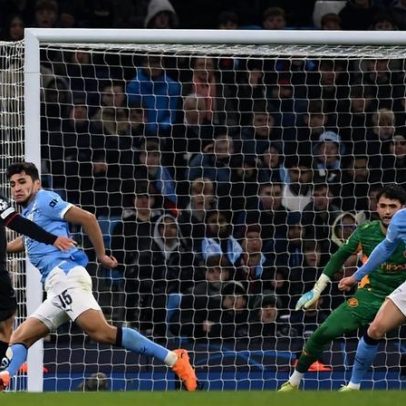 Manchester City é surpreendido em casa pelo Leverkusen