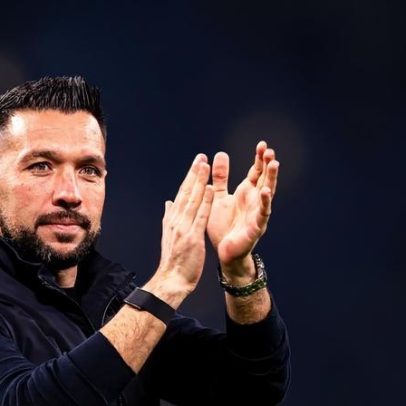 Farioli e adjuntos tiraram notas aos jogadores da equipa B do FC Porto
