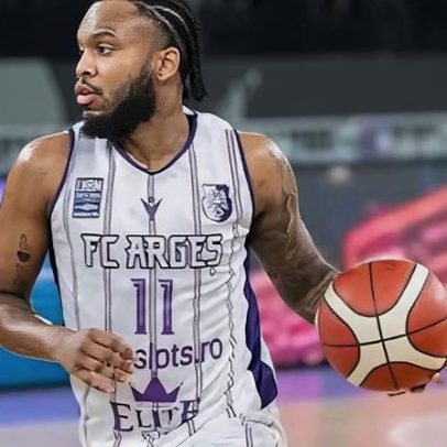 FC Porto assegura base americana