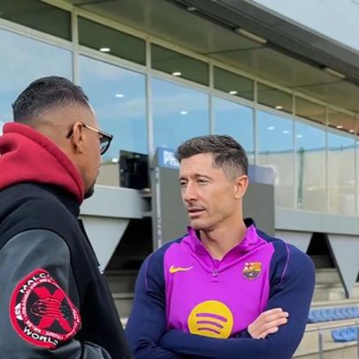 Barcelona sob fogo após receber ex-internacional alemão nas instalações do clube