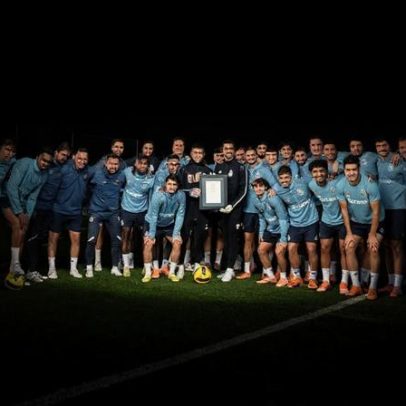 Plantel do FC Porto solidário com jovem Francisca Fonseca