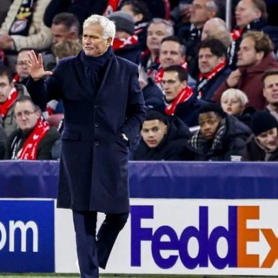 Mourinho tem crédito ilimitado no Benfica, aponta A Bola