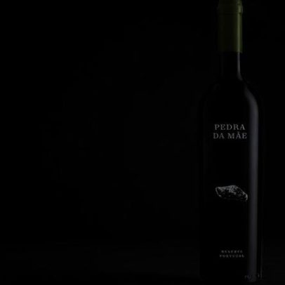 Crítica ao Pedra da Mãe Reserva Tinto 2021 no PÚBLICO