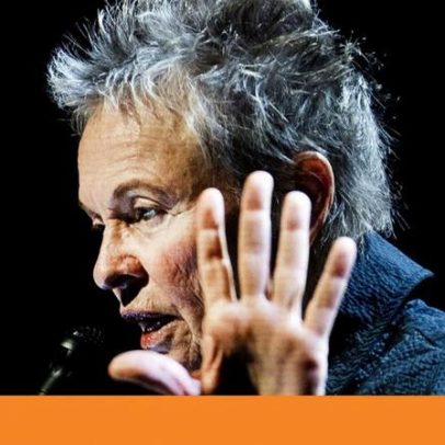 Laurie Anderson narra o colapso da América e a esperança no Rivoli
