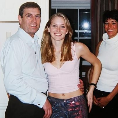 Epstein afirma veracidade de foto do Príncipe André com Virginia Giuffre