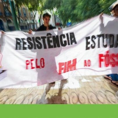 Greve climática estudantil exige fim dos combustíveis fósseis até 2030