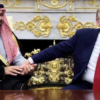 Trump poupa Bin Salman da morte de Khashoggi na Casa Branca