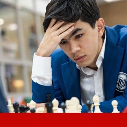 Wey Yi e Sindarov são finalistas da Taça do Mundo de xadrez