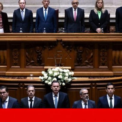 Parada militar de 25 de Novembro abre comemorações controversas