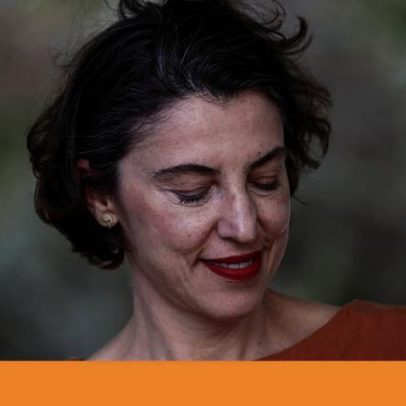 Giovana Madalosso comenta a batida da solidão e do coração