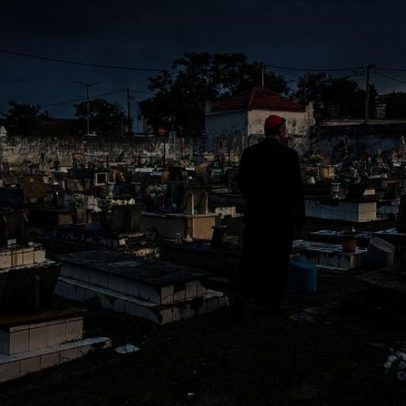 Cemitério de Alhos Vedros, Moita, alvo de vandalismo