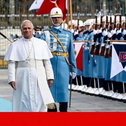 Papa Leão XIV inicia na Turquia a sua primeira viagem oficial