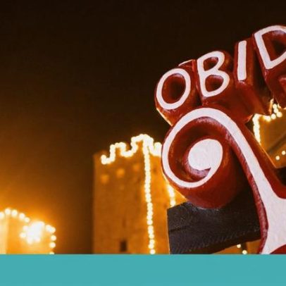 Segunda-feira: passeios por vilas encantadas e pautas de gospel