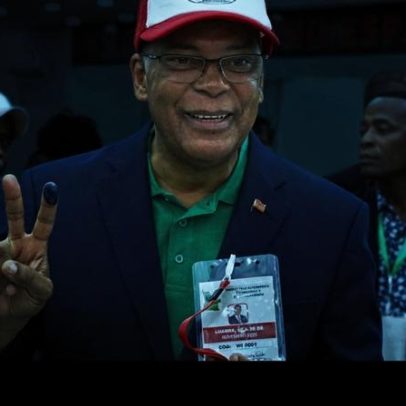 Adalberto da Costa Júnior reeleito presidente da UNITA com larga vantagem