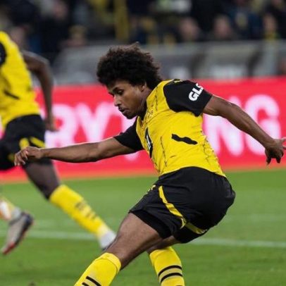 Adeyemi escolhe Arsenal, complica planos de Amorim