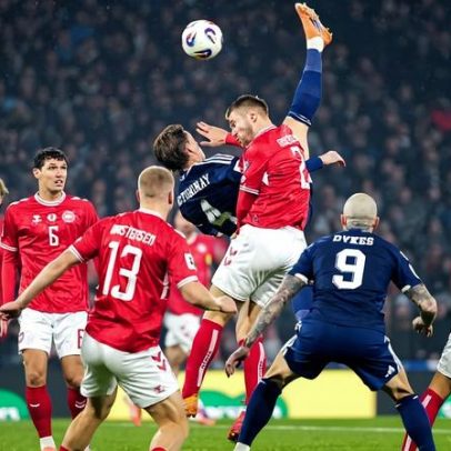 McTominay inspira-se em Ronaldo e faz golo impressionante (vídeo)