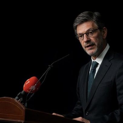 Agora já não é obrigatório deixar a ilha para estudar
