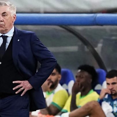 Ancelotti antevê derbi de Milão: equilíbrio da Serie A