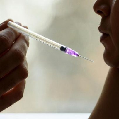 Brasil aprova primeira vacina contra dengue produzida no país