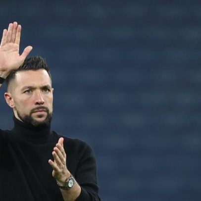 Receção ao Estoril pode marcar carreira de Farioli no FC Porto