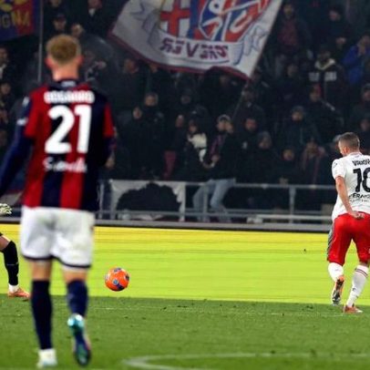 Festa de Vardy surpreende Bolonha na Serie A