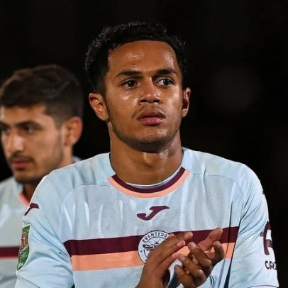 Treinador do Brentford aborda lesão de Fábio Carvalho e apoio garantido