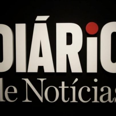 Colaboradores do grupo Savoy Signature plantam loureiros e árvores de fruto