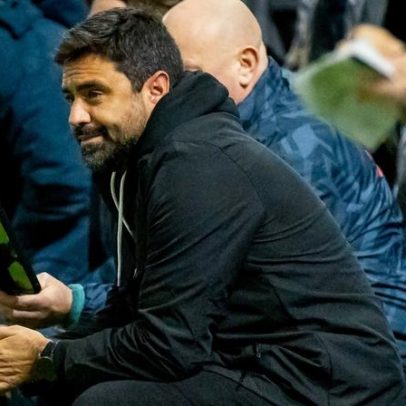 Vítor Matos perde na estreia pelo Swansea no Championship