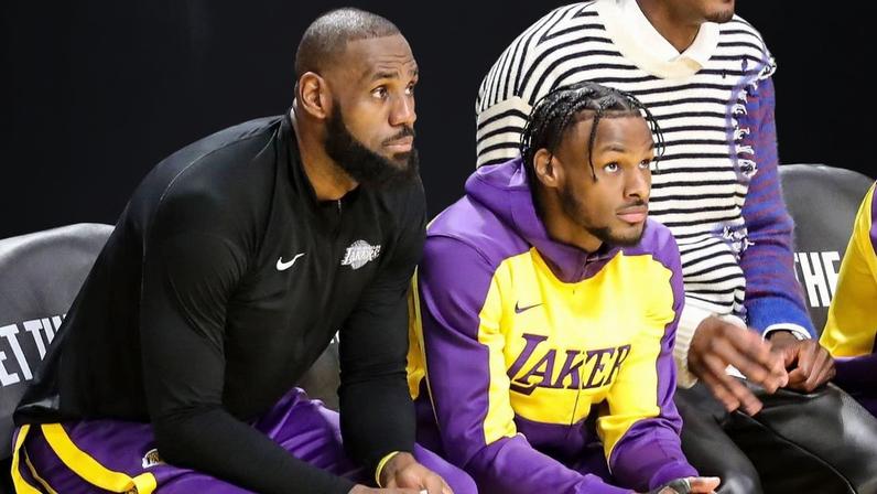 LeBron James e Bronny James - Foto: IMAGO