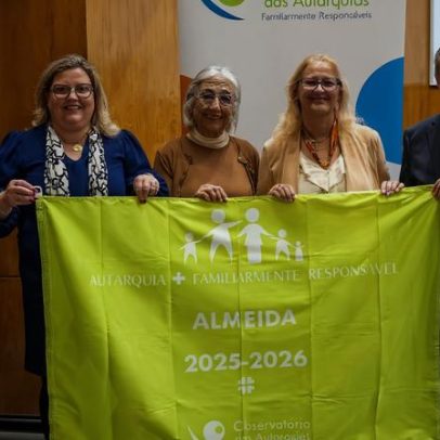 Almeida celebra cerimónia de entrega de bandeiras às autarquias