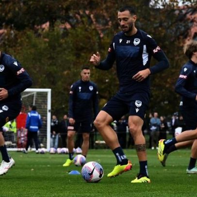 Grandes clubes treinam na frente antes de dérbi na Austrália