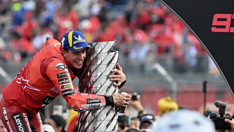 Marc Márquez tem bons motivos para sorrir - Foto: IMAGO