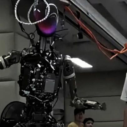 XPENG revela o esqueleto completo do IRON para esclarecer dúvidas sobre o robô
