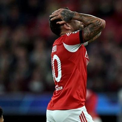 Otamendi falha pênalti nos instantes finais