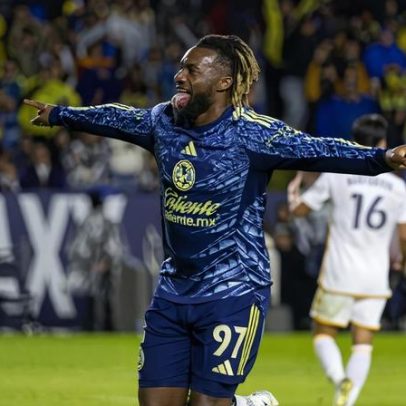 Saint-Maximin pode jogar o Mundial pelo Haiti, esclarece jogador