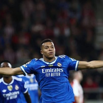 Mbappé conquista o hat-trick mais rápido de sempre