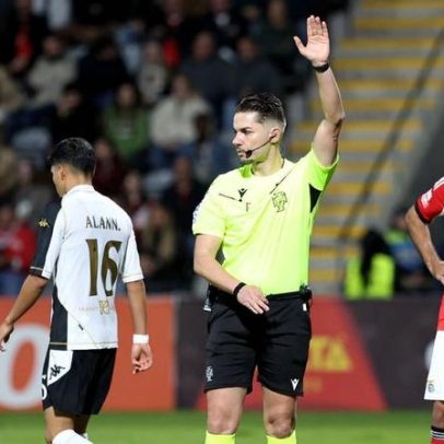 Análise de Pedro Henriques aponta penálti não assinalado no Nacional-Benfica
