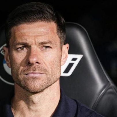 Xabi Alonso nega problemas no balneário do Real Madrid