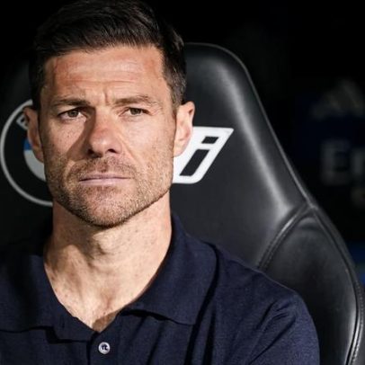 Xabi Alonso admite ter inveja dos jogadores