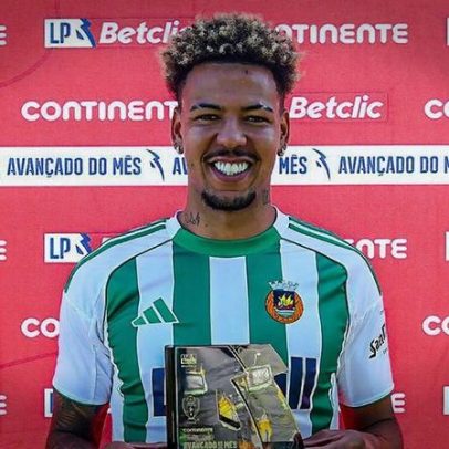Clayton quase não deixa nada para os outros